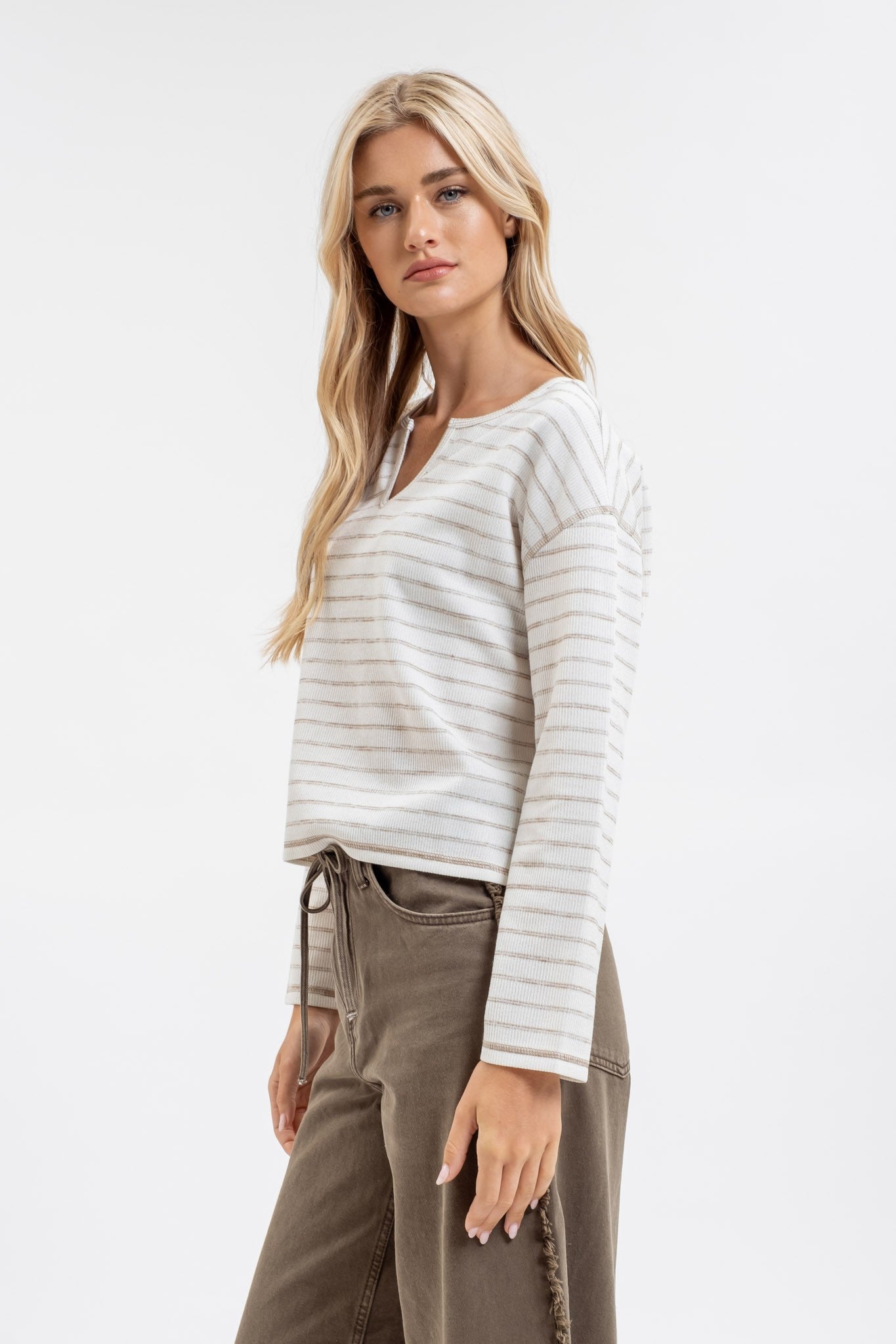 Kalyn Split Neck Long Sleeve in Cream