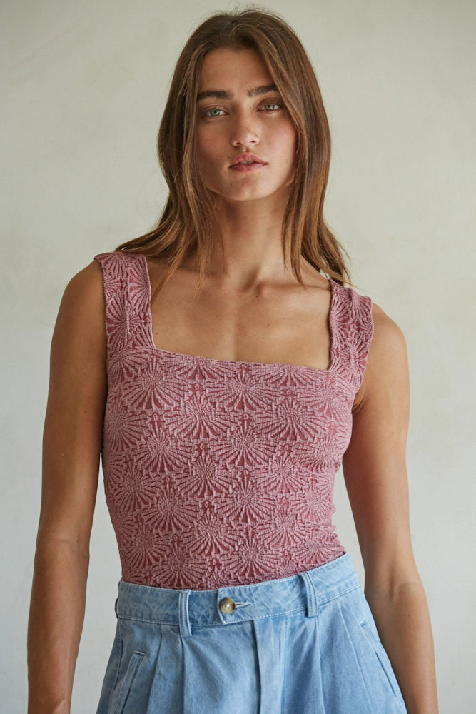 Seamless Staple Top In Maroon