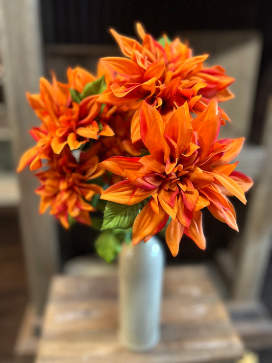 Silk Large Burnt Orange Dahlilah Bush