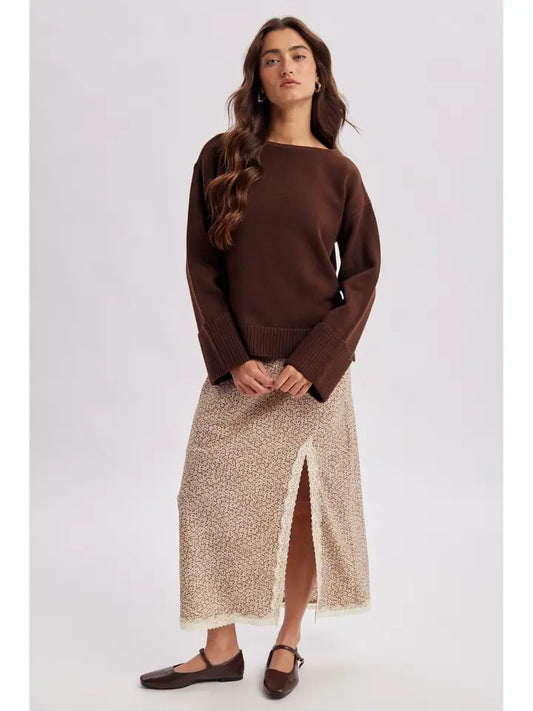Premium Wide Sleeve Cuff Sweater In Walnut