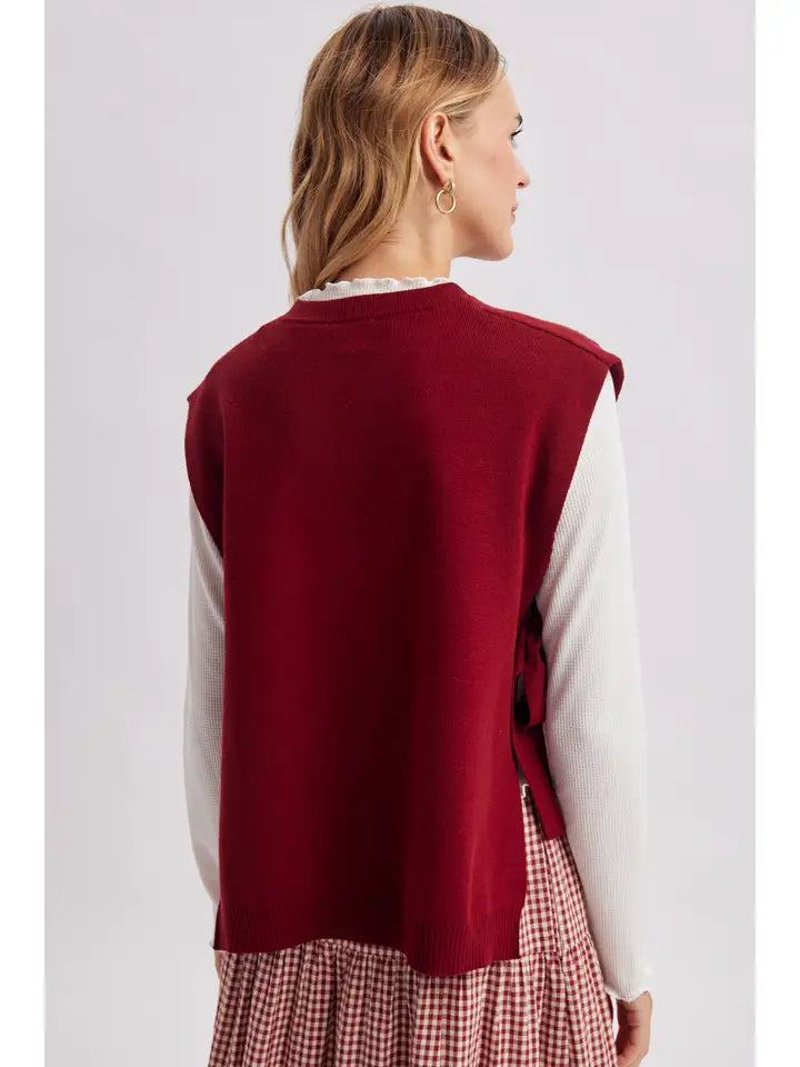Sleeveless Open Side Sweater Vest In Wine