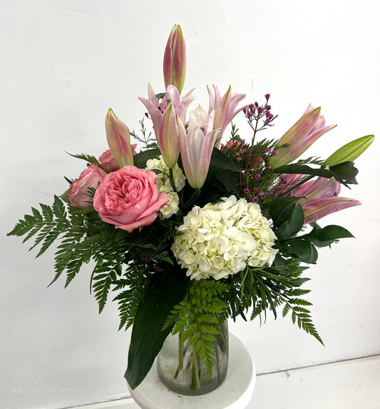 Lovelee Lily's