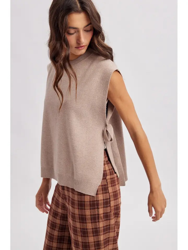 Sleeveless Open Side Sweater Vest In Mocha