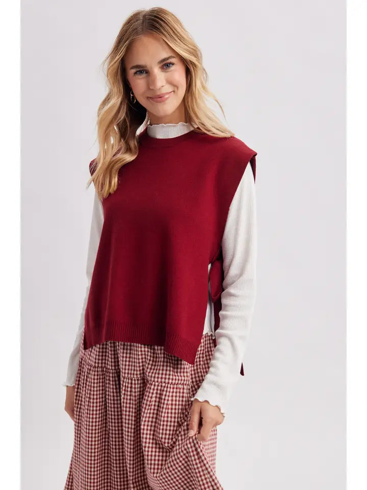 Sleeveless Open Side Sweater Vest In Wine