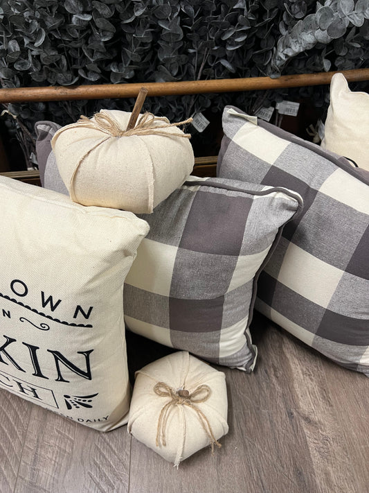 Cream Cloth Pumpkin