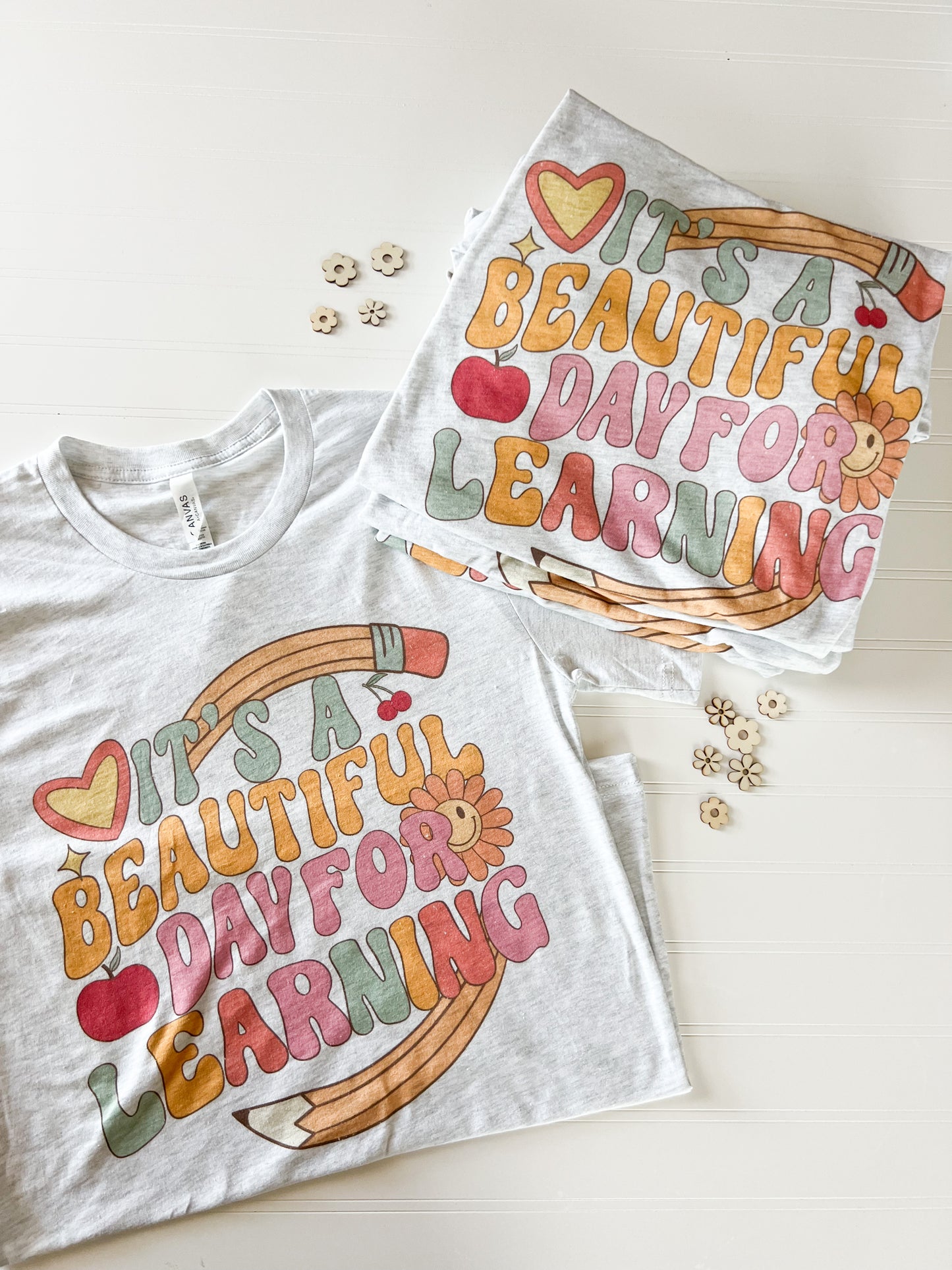 IT'S A BEAUTIFUL DAY FOR LEARNING GRAPHIC TEE- 2XL & 3XL